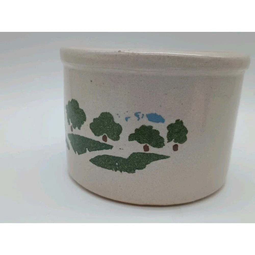 RRP/Robinson Ransbottom Pottery Co. 1 Pint Low Crock Barn Farm Scene Silo
